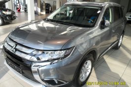 <span class="text-uppercase">MITSUBISHI Outlander</span><br/><span><small class="text-uppercase">Intense</small> <small>suv</small> <small>4WD</small></span>